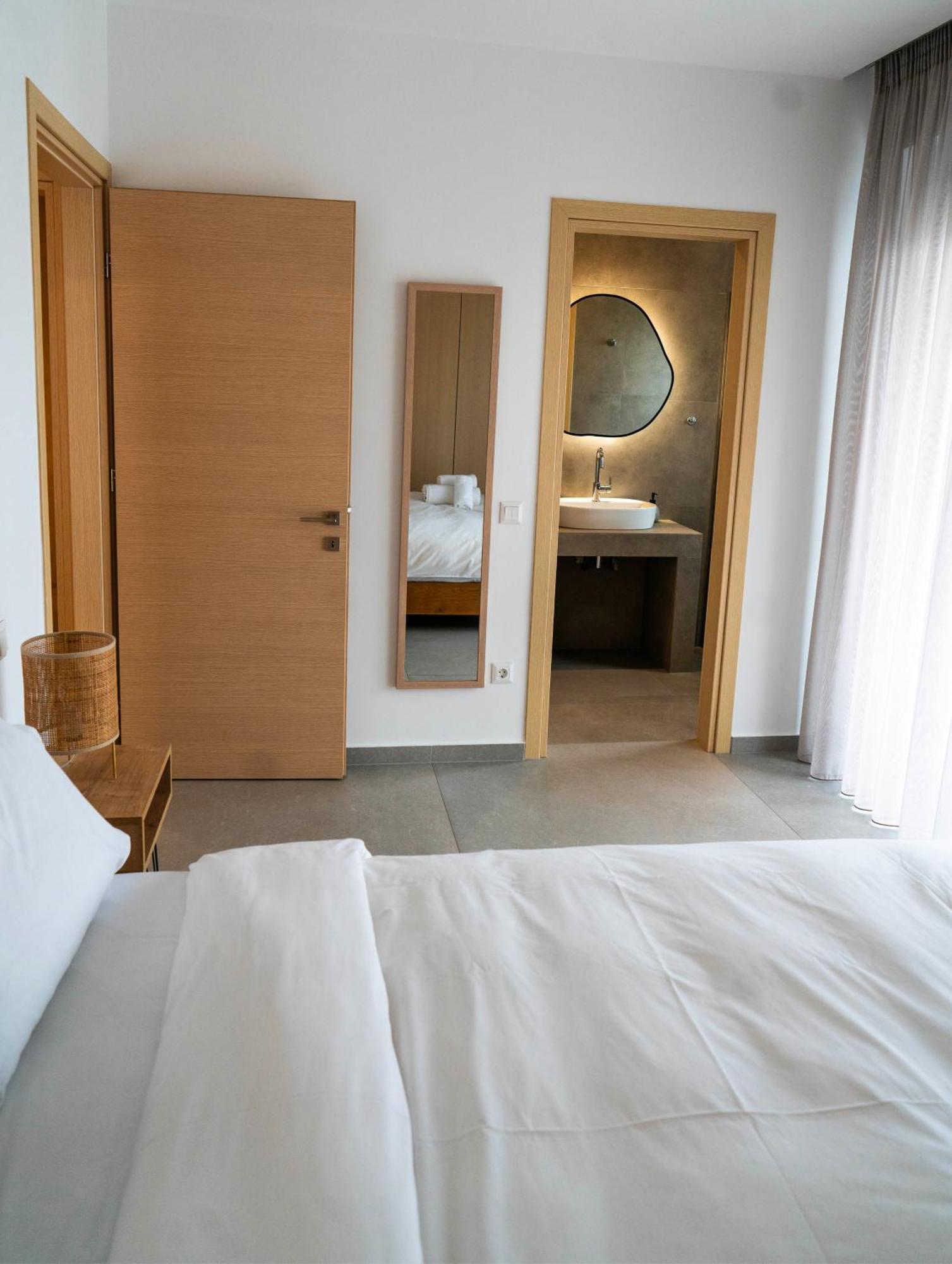 White Luxury Apartment Trikala  Luaran gambar
